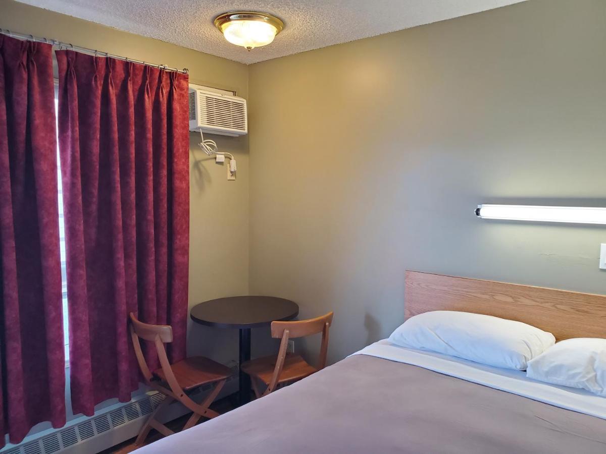 Stars Inn - Motel Fort Saskatchewan Exteriör bild